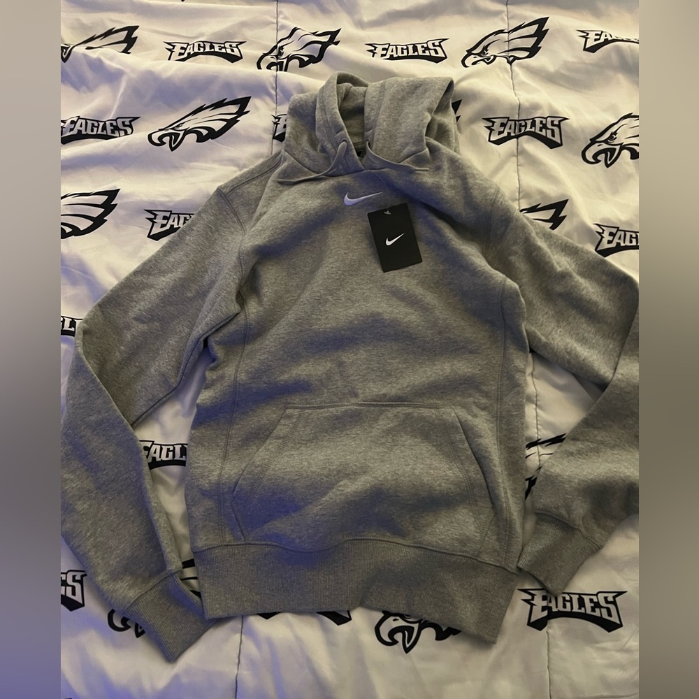 Gray Nike Woman’s Sweatshirt xs